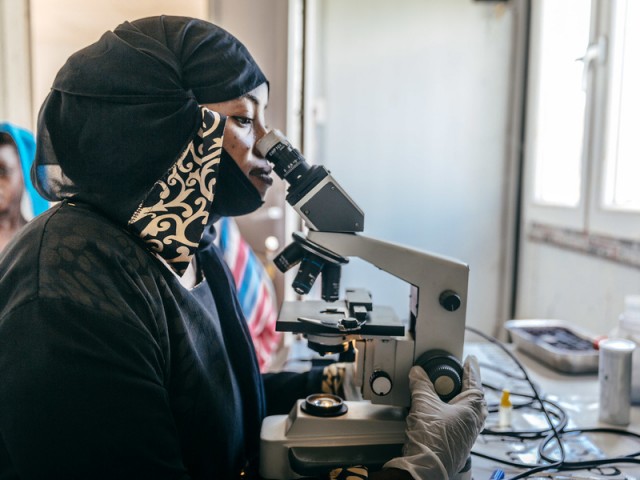 Woman scientist